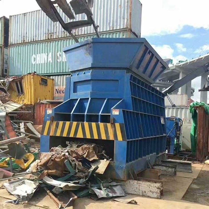 Scrap Metal Cutting Machine
