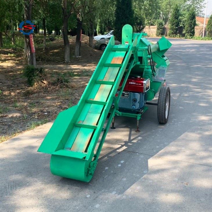 Corn Threshing Machine With Fold Conveyor