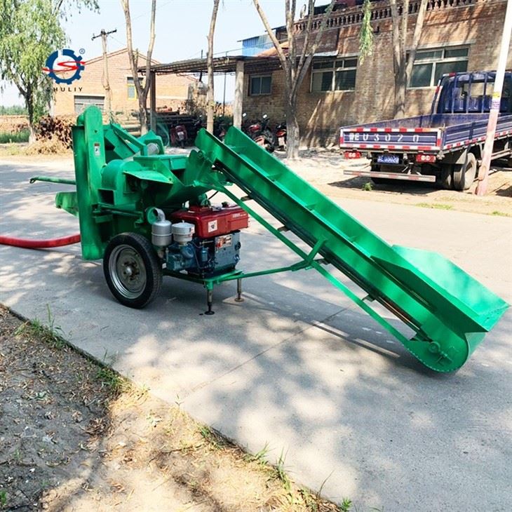 Corn Threshing Machine With Fold Conveyor